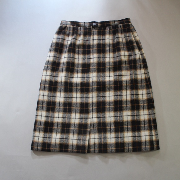 Vintage Dresses & Skirts - Vintage Chester Hall Plaid Wool Skirt